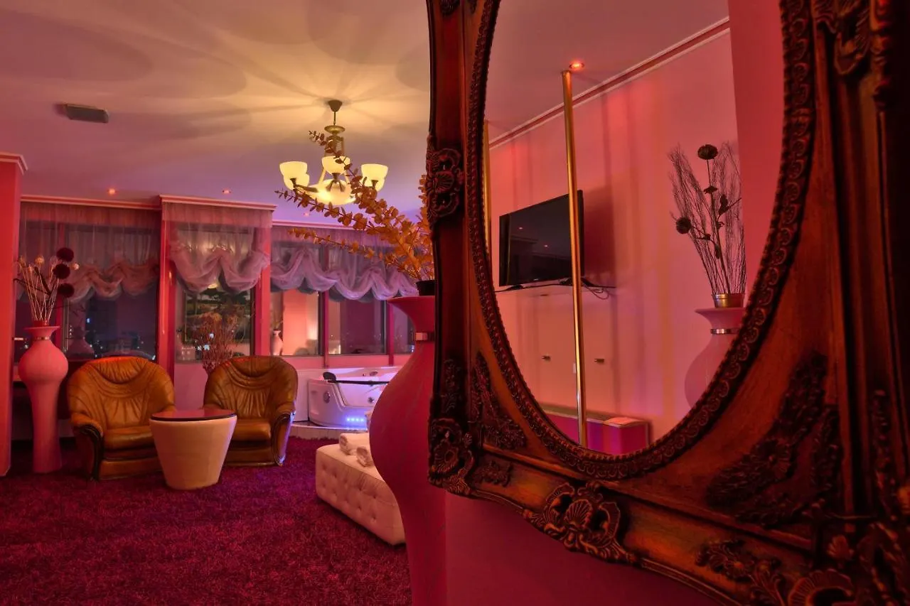 Hotel Rosa Blu Tirana