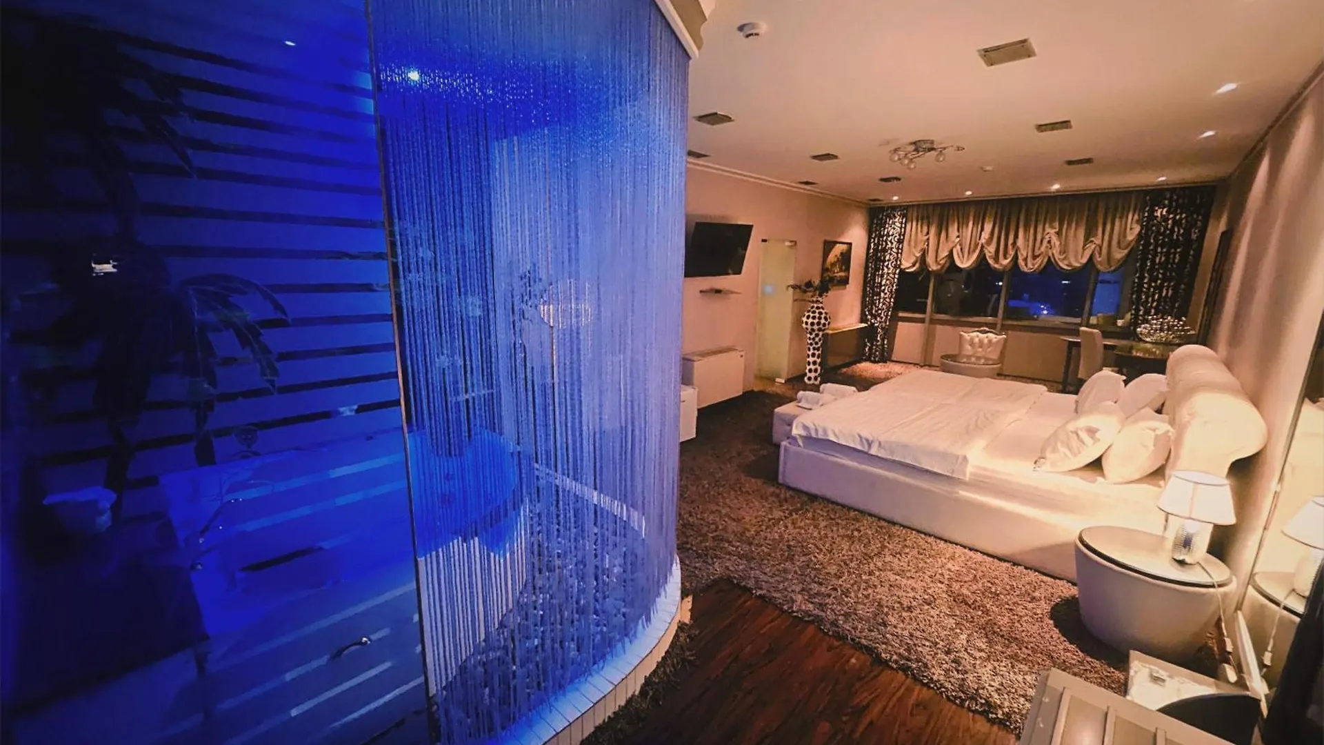 Hotel Rosa Blu Tirana