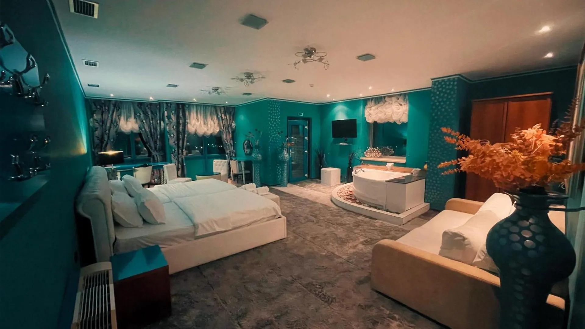 ****  Hotel Rosa Blu Tirana Albania