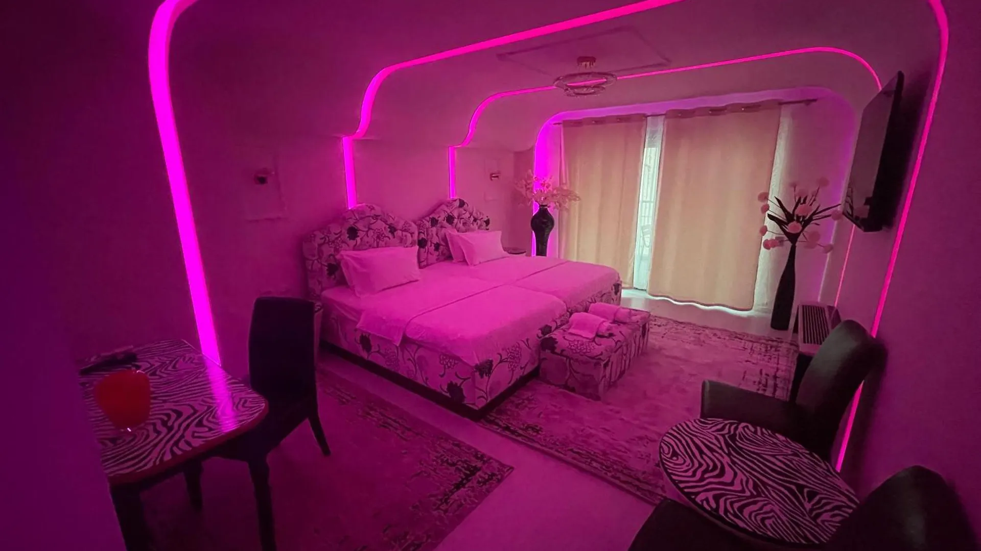 Hotel Rosa Blu Tiran